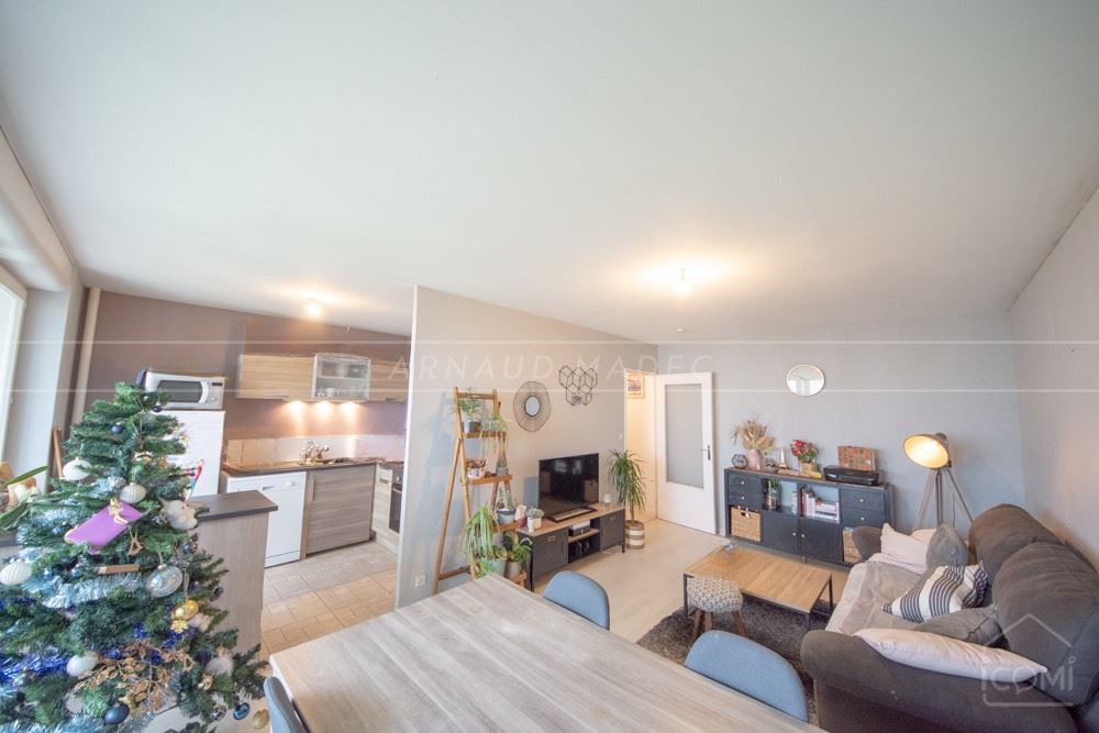 APPARTEMENT T2 - PIECE DE VIE TRIPLE - TERRASSE - PARKING - RARE - IDEAL 1ER ACHAT OU INVESTISSEUR - LIBRE AU 3/9/23